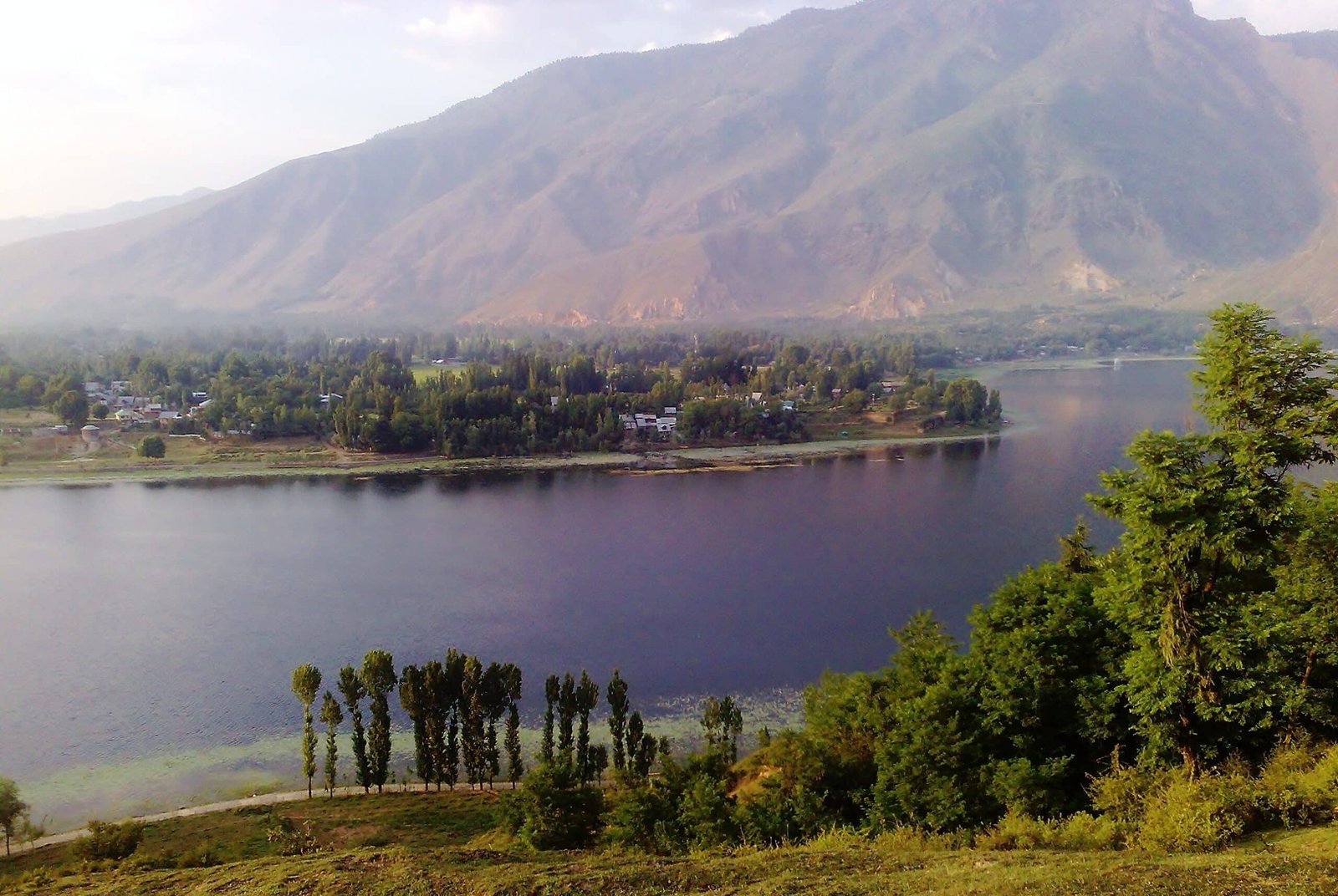 Manasbal Lake | One of the famous lake in Jammu & Kashmir