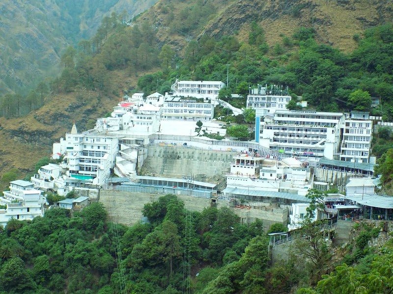 breathtaking view of Shri Mata Vaishno Devi Temple in Jammu