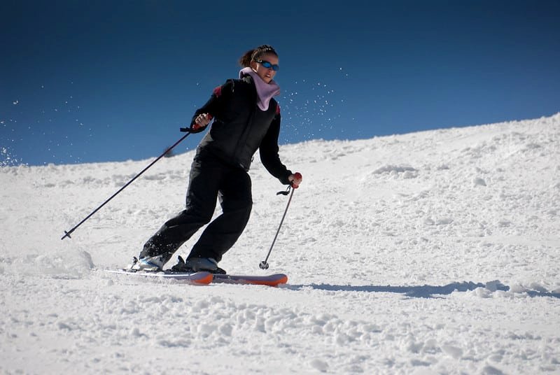 Skiing & snowboarding