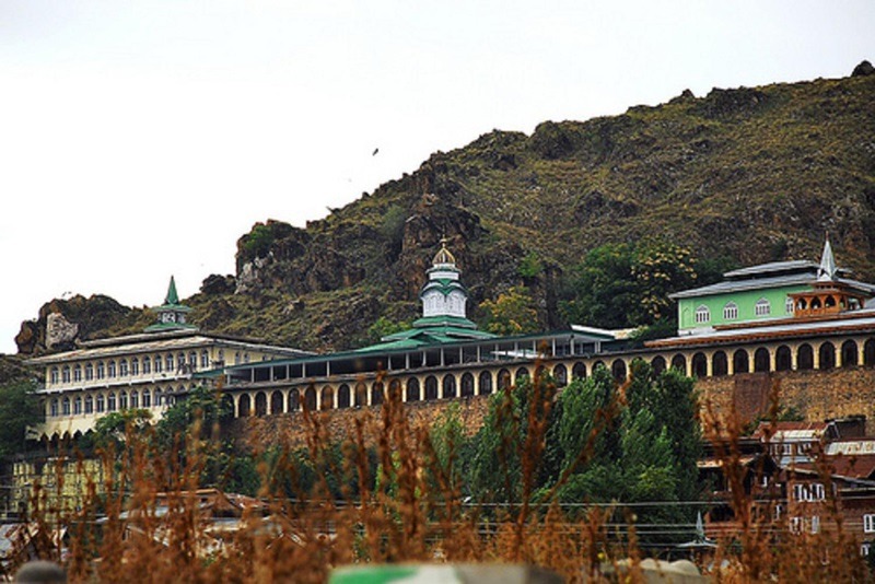 Makhdoom Sahib Dargah